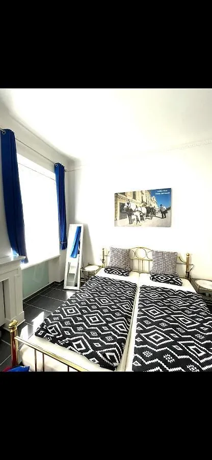 Golden Horse Apartments Wenen 0*,