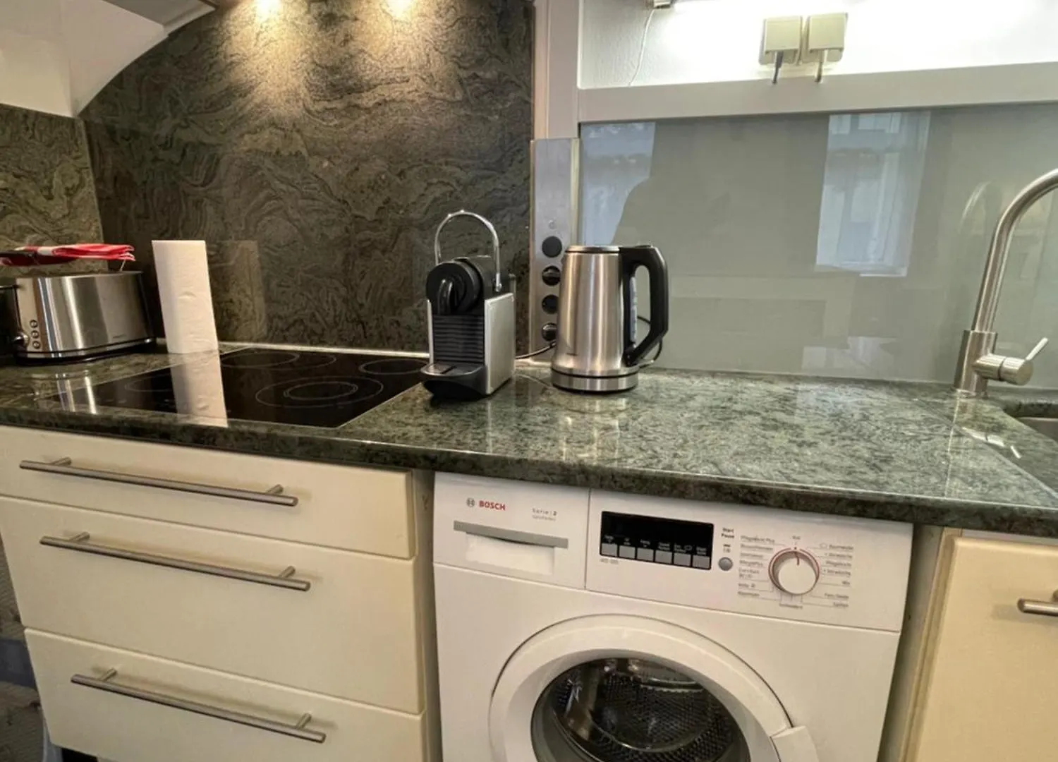 Golden Horse Apartments Wenen